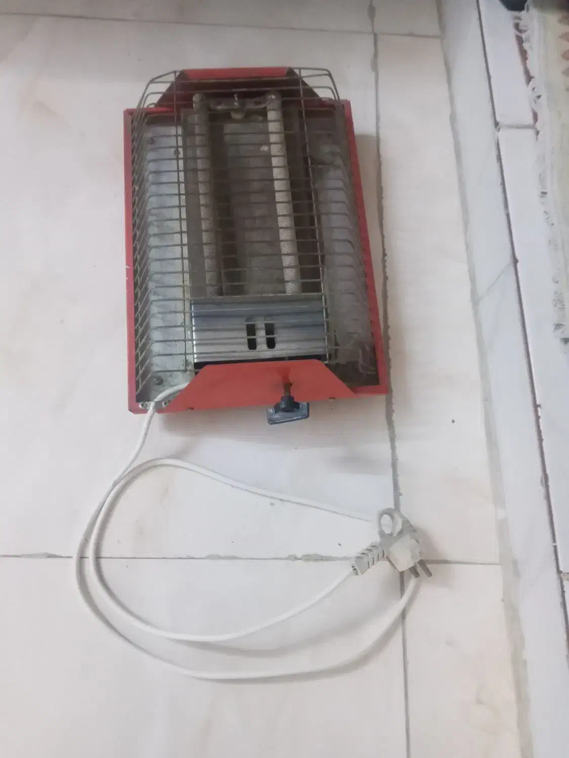 هیتر برقی اتوماتیک قدیمی عتیقه|کلکسیون اشیاء عتیقه|قرچک, مهدیه|دیوار