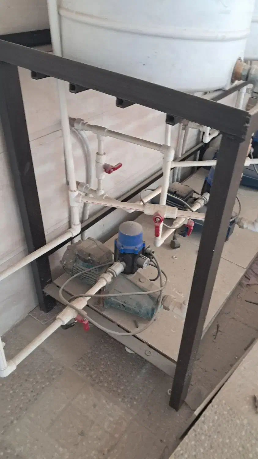 لوله کشی اب ونصب پمپ|خدمات پیشه و مهارت|خرمآباد, |دیوار