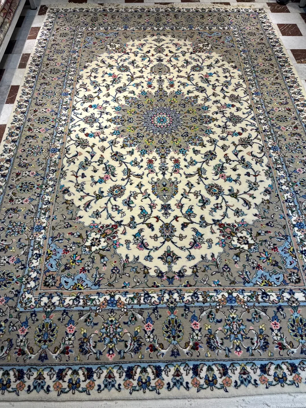 فرش دستباف جفت۶متری کرم کاشان گل ابریشم دستبافت|فرش|تهران, مولوی|دیوار