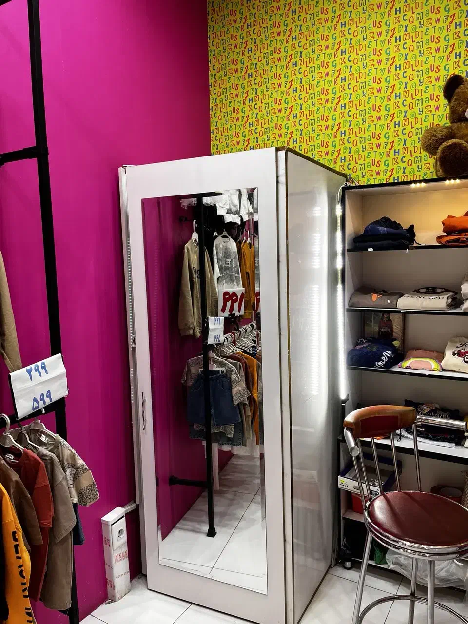 فروش مانکن و اتاق پرو و میز پیشخوان و ویترین|فروشگاه و مغازه|نیشابور, فردوس شمالی|دیوار