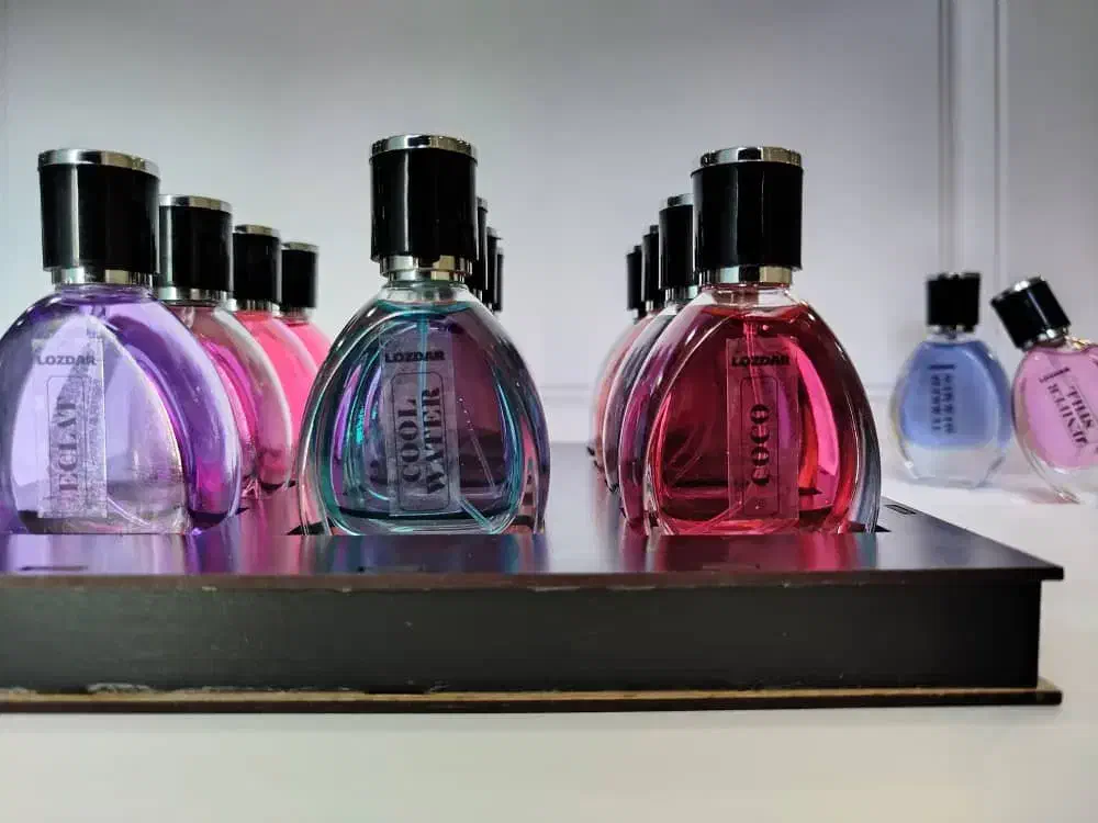 ادکلن 50میل با کیفیت آویز ماشین شیشه ای|آرایشی، بهداشتی، درمانی|لردگان, |دیوار