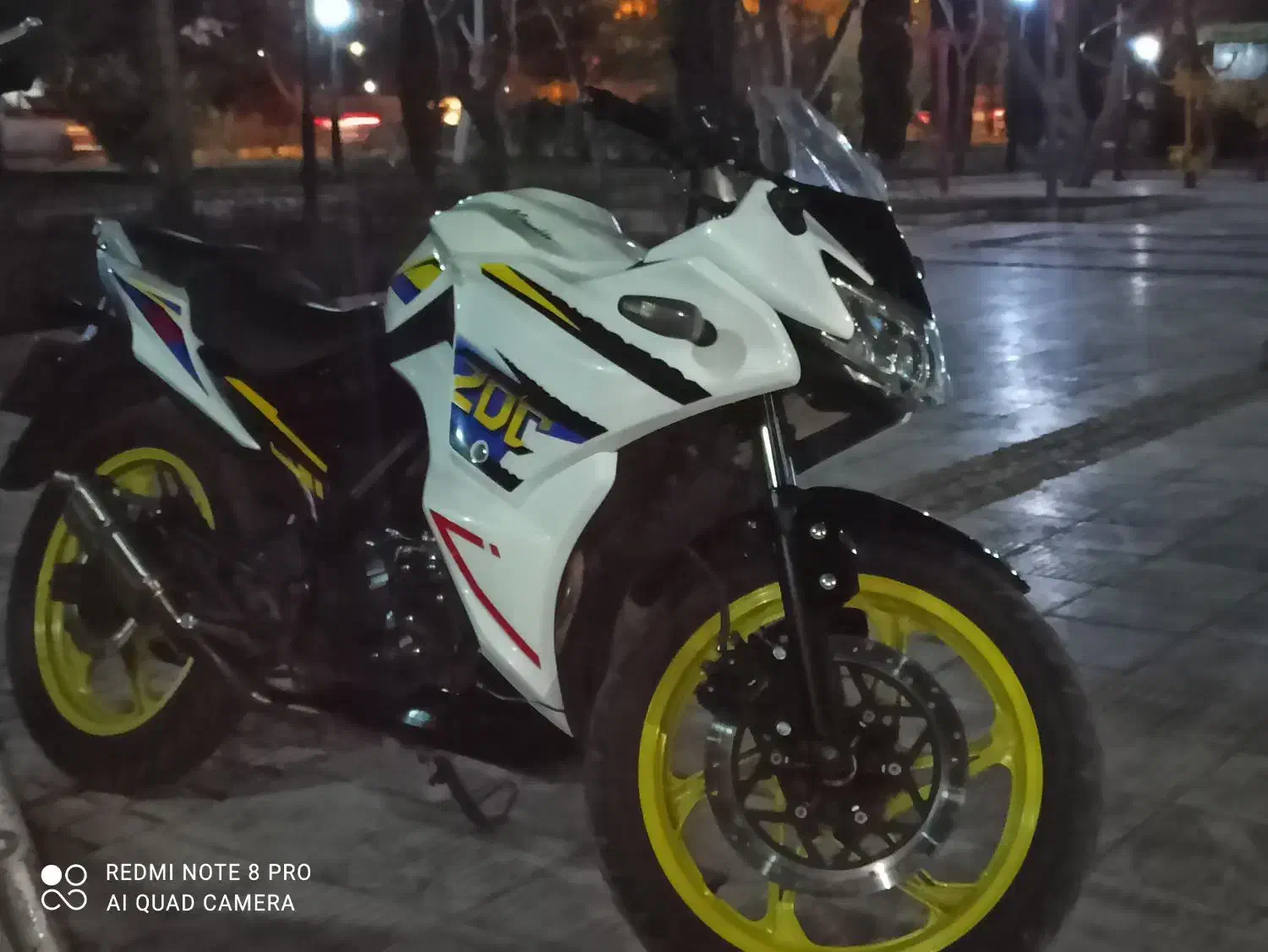 مگلی ۲۰۰|موتورسیکلت|مشهد, امامیه (شهرک غرب)|دیوار