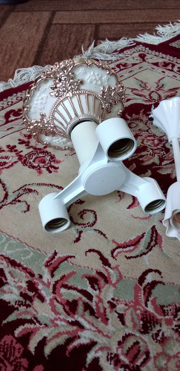 لوستر‌سففی‌سه‌چراغه|لوستر و چراغ آویز|تبریز, |دیوار