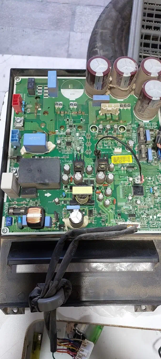 تعمییرات برد های الکترونیکی ازهم اینورتر و معمولی|خدمات پیشه و مهارت|اندیشه, شهرک المهدی|دیوار