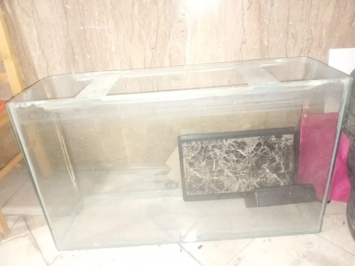 آکواریوم شیشه خم فروش فوری|ماهی|تهران, ارم|دیوار