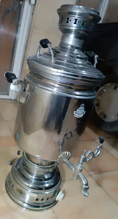 سماور بزرگ مجلسی|سماور، چای‌ساز، قهوه‌ساز|خرم‌آباد, |دیوار