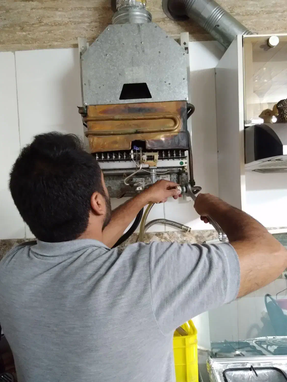 تعمیرات پکیج آبگرم کن پمپ آب ساختمان|خدمات پیشه و مهارت|اصفهان, الهیه|دیوار