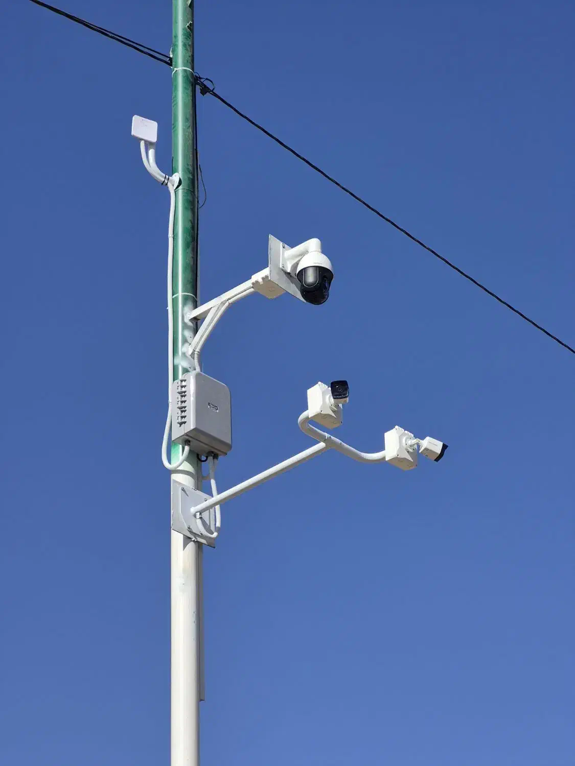 دوربین مداربسته.شبکه.دزدگیر.اعلان حریق.رادیو|خدمات پیشه و مهارت|اهواز, نادری|دیوار