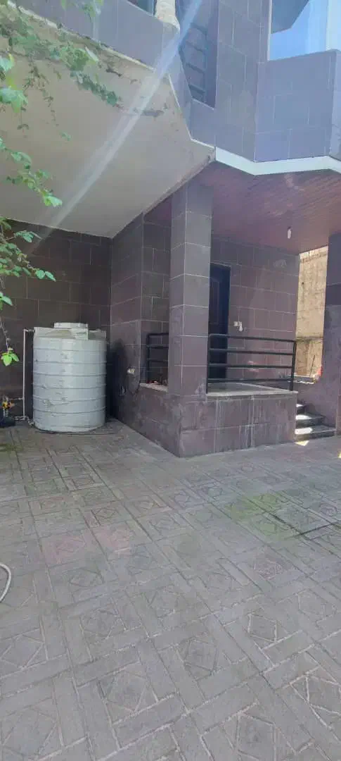 ویلا اجاره شبانه سه خوابه وازیوار|اجارهٔ کوتاهمدت ویلا و باغ|رویان, |دیوار