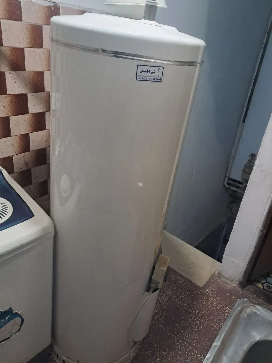 ابگرمکن زمینی لورچ کم کارکرد|آبگرمکن، پکیج، شوفاژ|اقبالیه, |دیوار