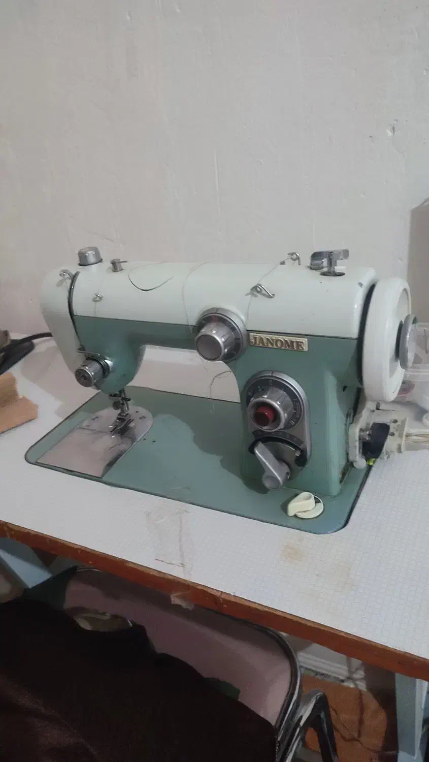 ژانومه چرخ|چرخ خیاطی و ریسندگی|پیرانشهر, |دیوار