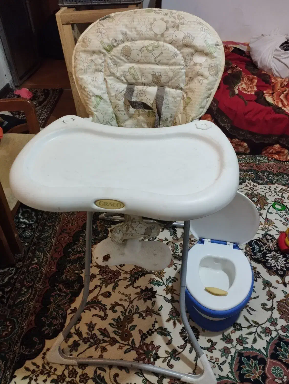 صندلی غذاخوری کودک  در حد نو سالم خارجی|تخت و صندلی بچه|گلبهار, شهر جدید گلبهار|دیوار