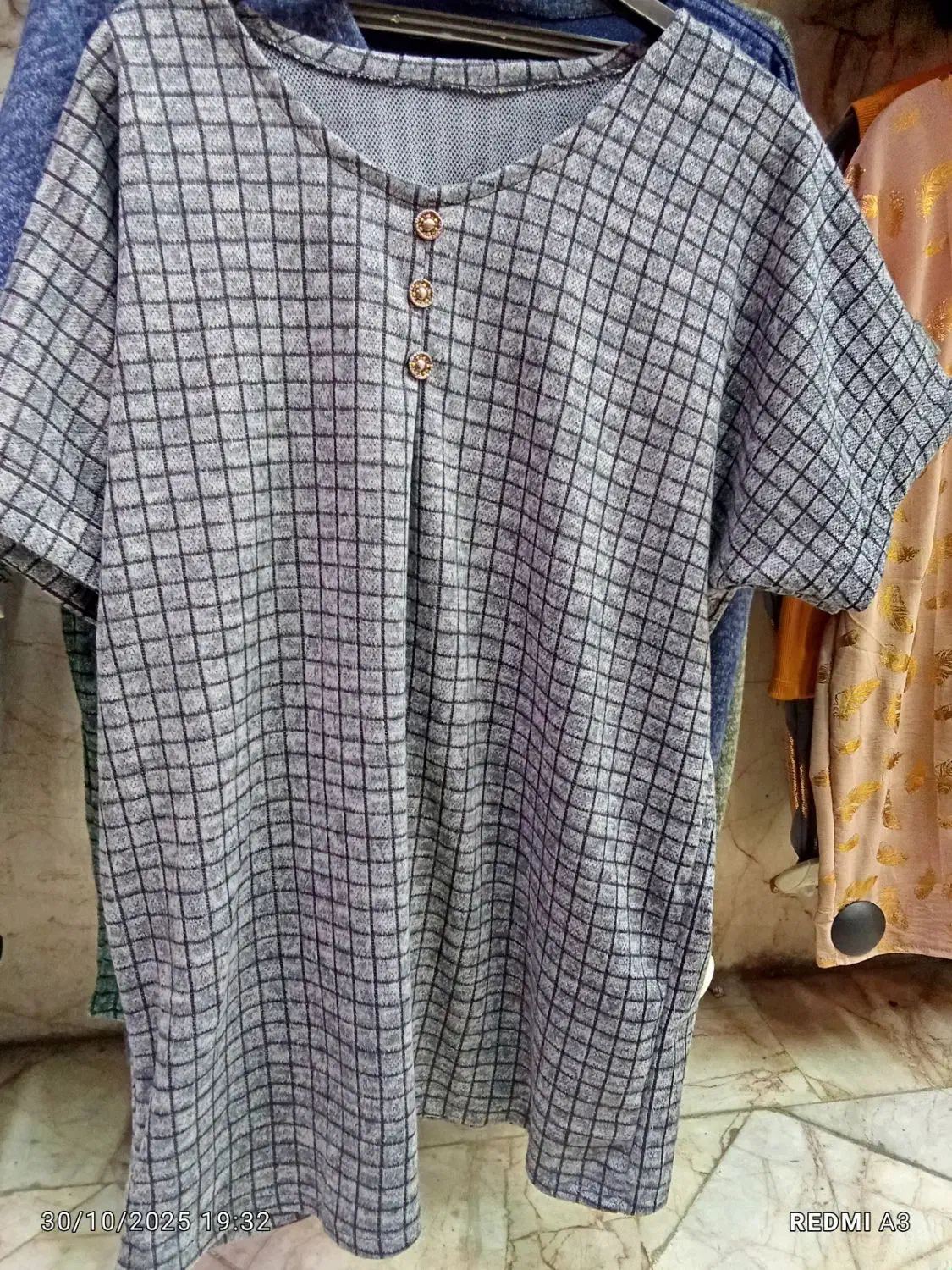 تیشرت|لباس|مشهد, شهید معقول|دیوار