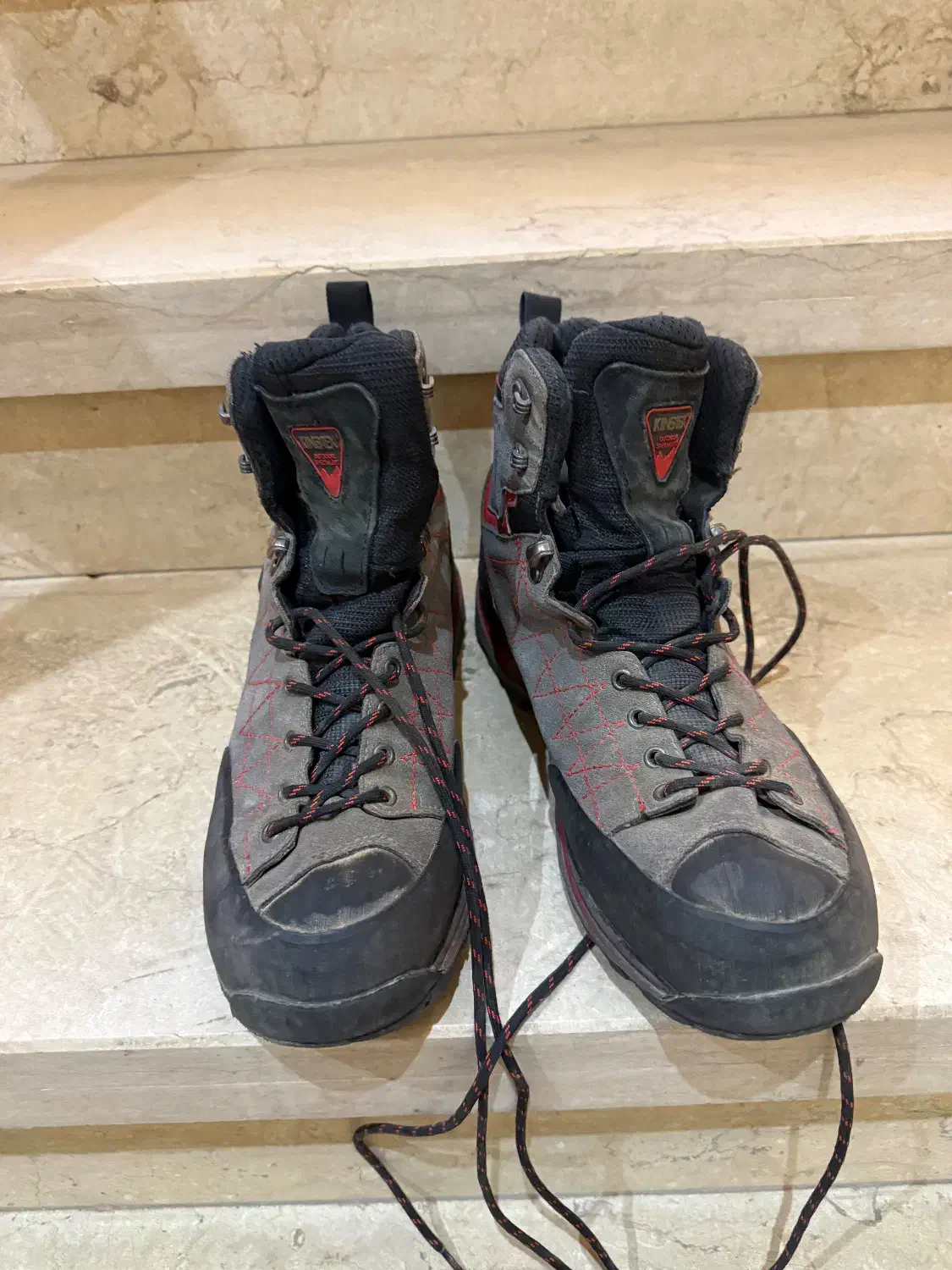 کفش کوهنوردی کینگ تکس|کیف، کفش، کمربند|تهران, یوسف‌آباد|دیوار