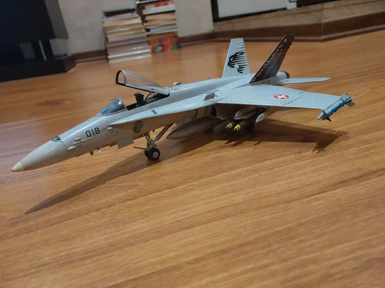 ماکت هواپیما اف۱۸ سی|کلکسیون و سرگرمی|تهران, صادقیه|دیوار