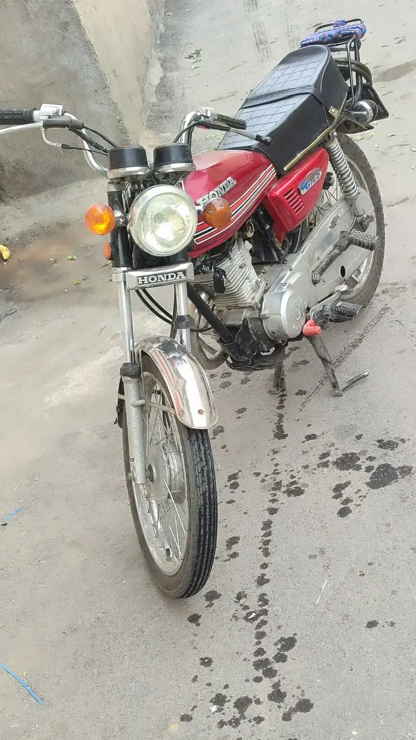 موتور ۱۲۵ مدل ۸۳|موتورسیکلت|بروجرد, |دیوار