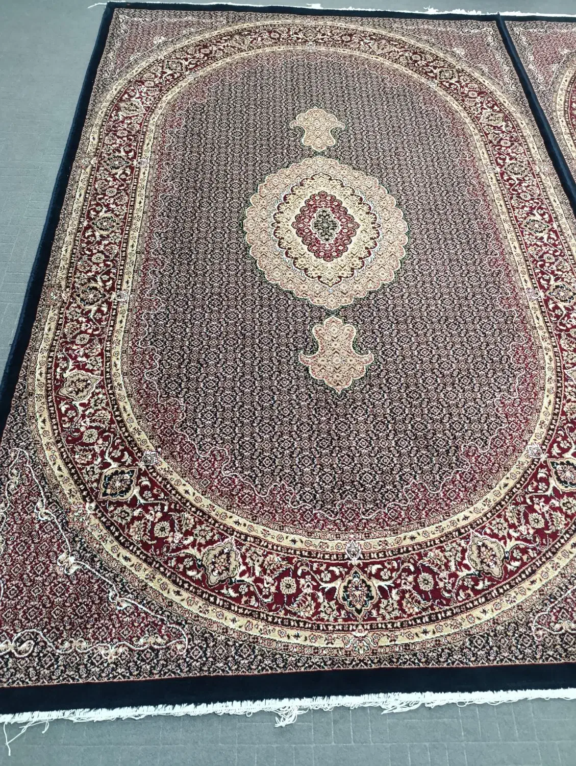 فرش ریز ماهی درجه یک ۵۰۰ شانه|فرش|کلاشی, |دیوار