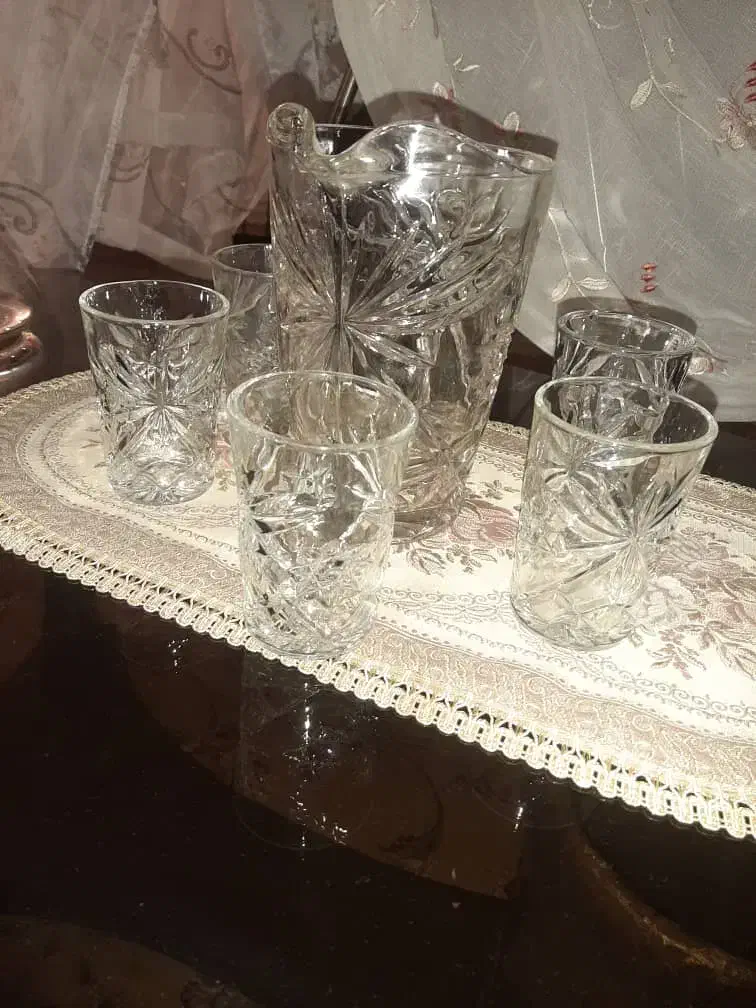 پارچ ولیوان قدیمی|ظروف سرو و پذیرایی|اصفهان, بهارستان (مخابرات)|دیوار