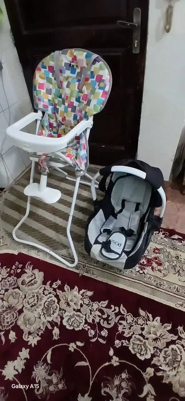 کریر وصندلی غذا خوری|کالسکه و لوازم جانبی|چهاردانگه (تهران), |دیوار