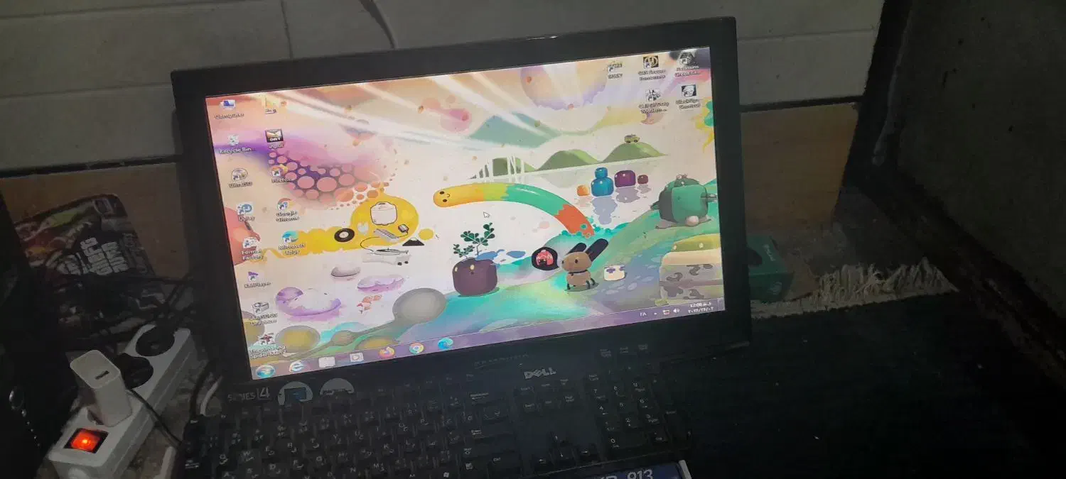 کامپیوتر|رایانه رومیزی|اهواز, زیتون کارگری|دیوار