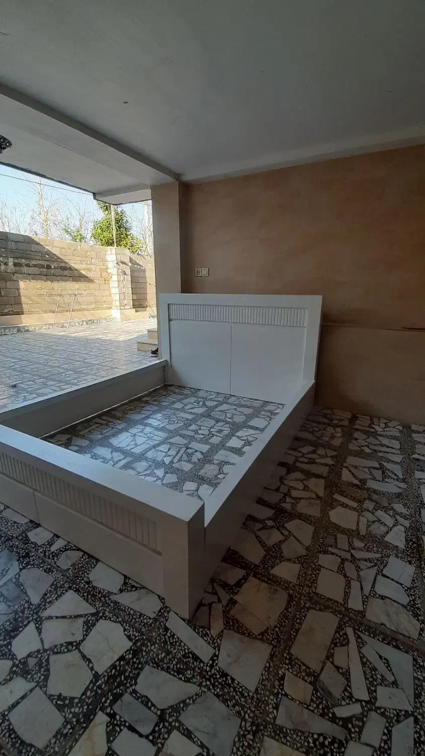 تخت دو نفره|تخت و سرویس خواب|لشت نشا, |دیوار