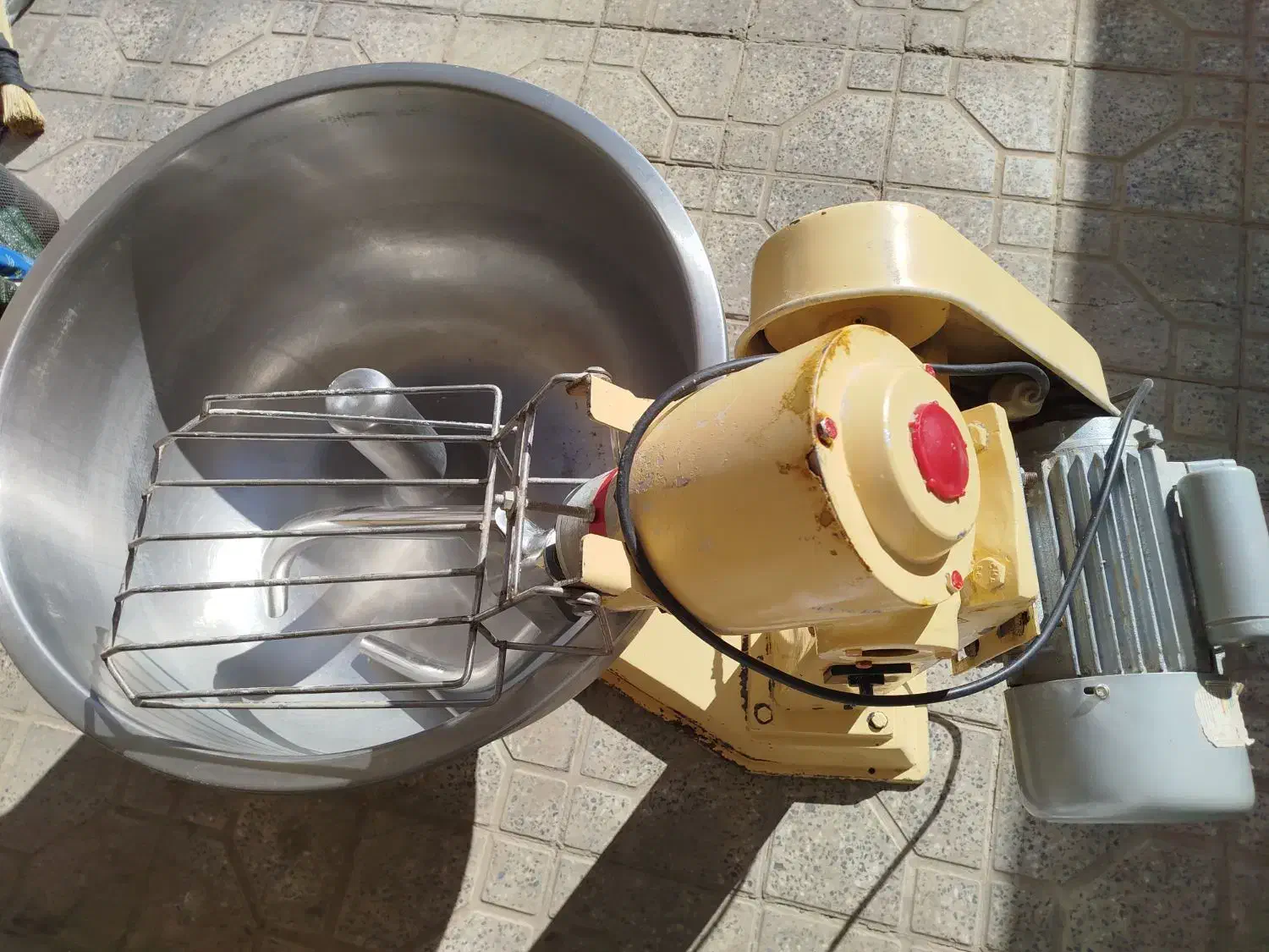 خمیر گیر،تنورگازی،پهن کن|ماشینآلات صنعتی|شاهینشهر, حافظ جنوبی|دیوار