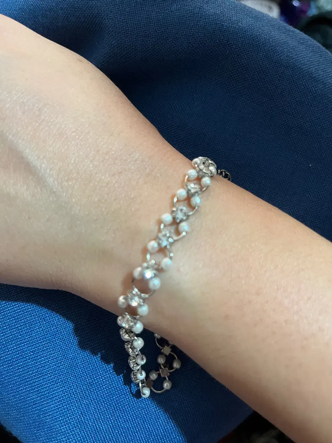 بدلیجات|بدلیجات|مشهد, تربیت (صدف)|دیوار