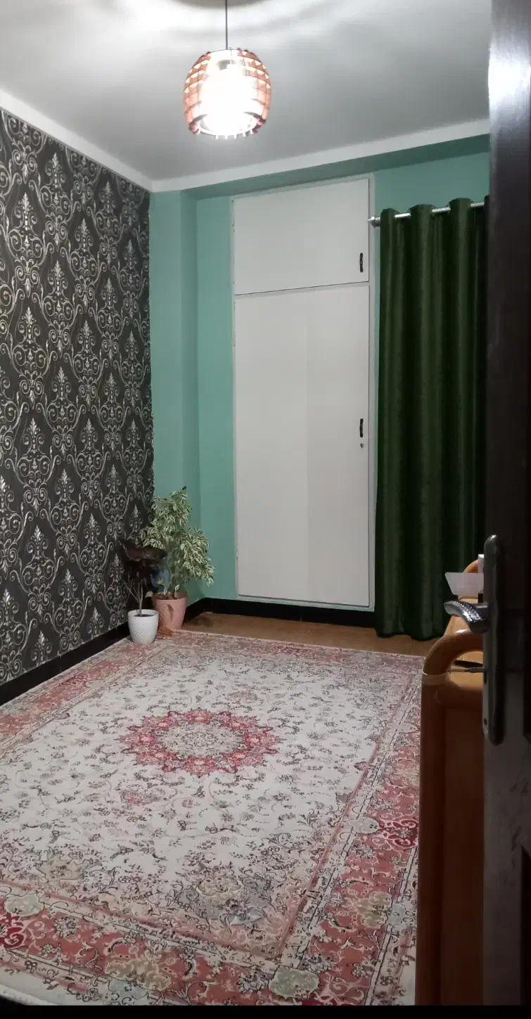 پرده مخمل رنگ سبز و قرمز ، مشتری واقعی تخفیف دارد|پرده، رانر، رومیزی|گرگان, |دیوار