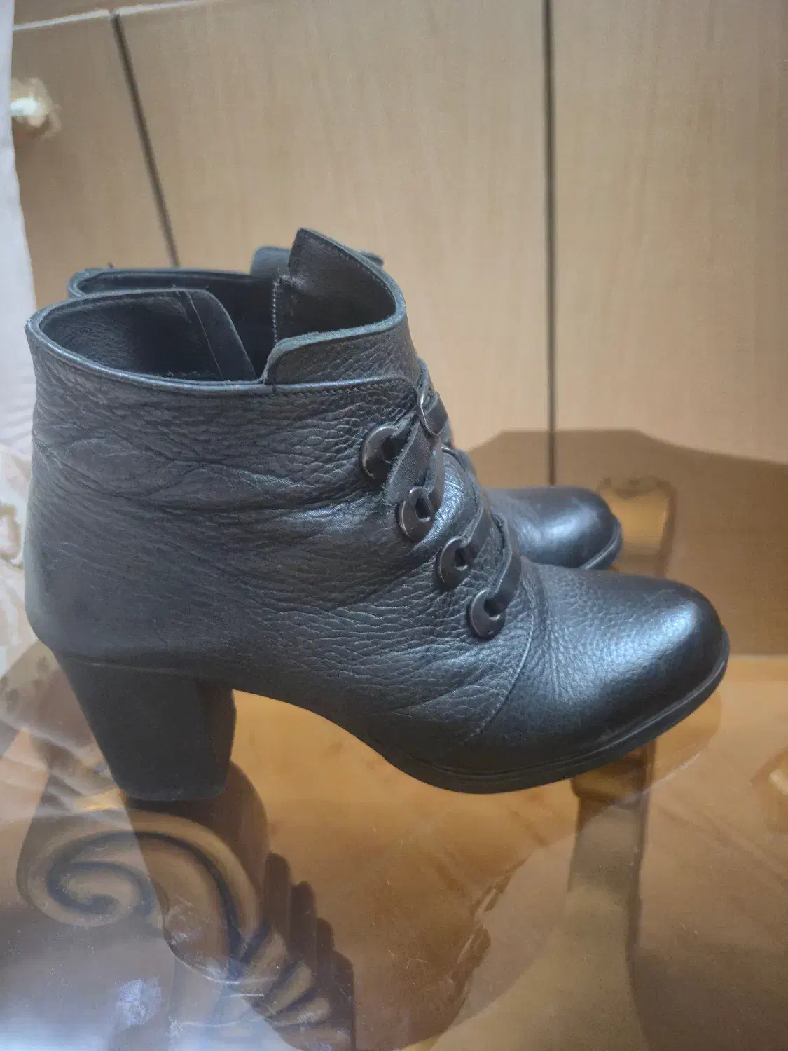 نیم بوت چرم طبیعی|کیف، کفش، کمربند|اصفهان, شهرک میلاد|دیوار