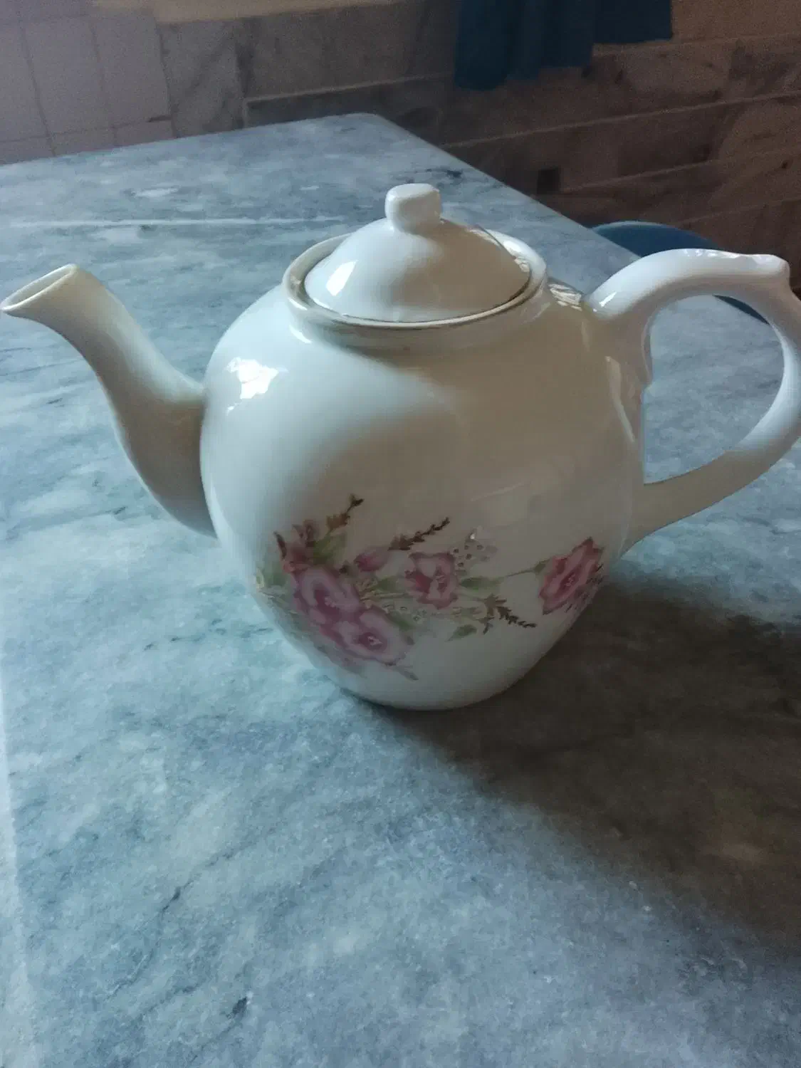 قوری بزرگ|قوری، کتری، قهوهساز دستی|تاکستان, |دیوار