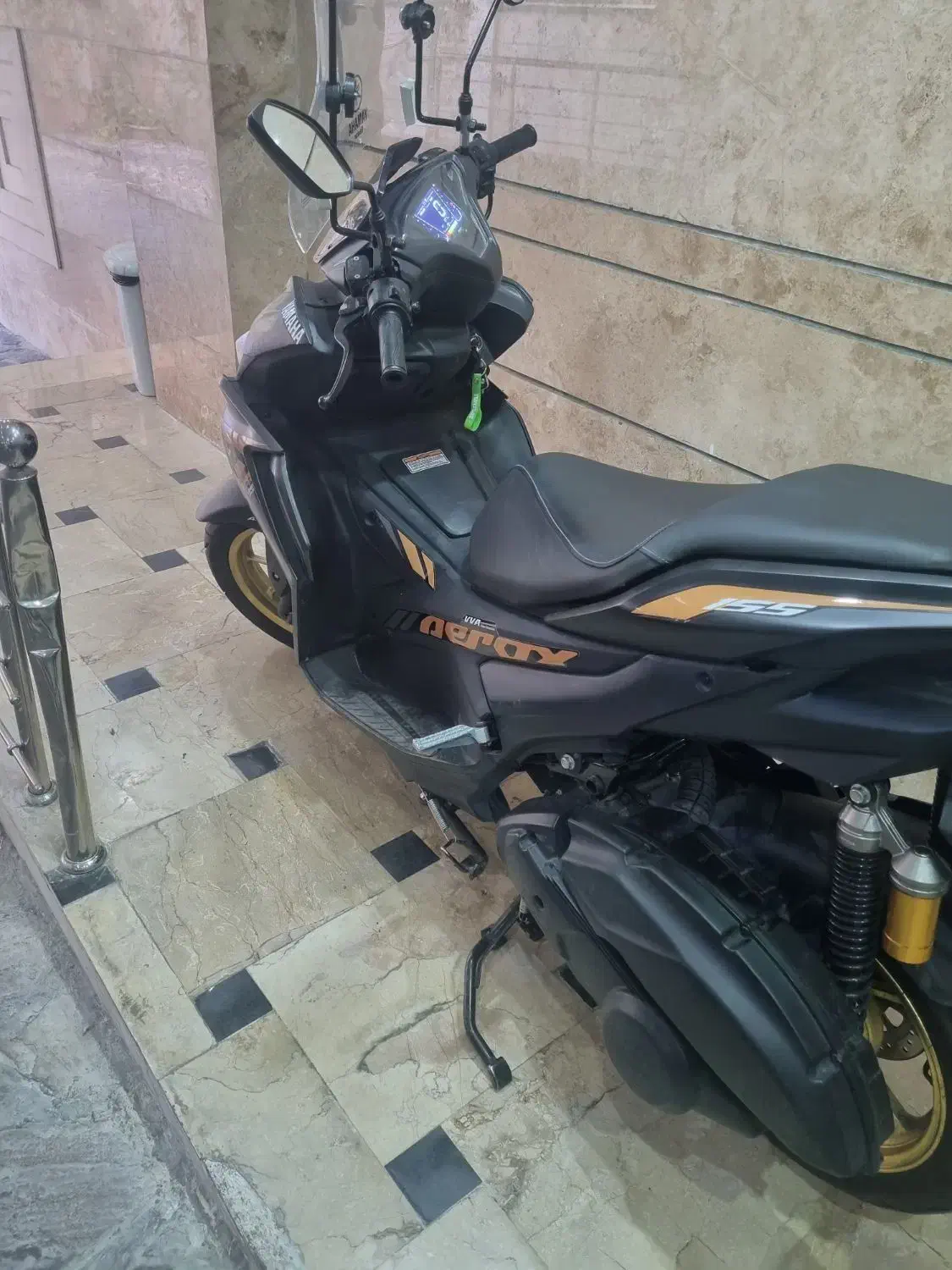 طرح آیروکس مدل۴۰۲( ۸۷۰تاکار)|موتورسیکلت|تهران, ستارخان|دیوار