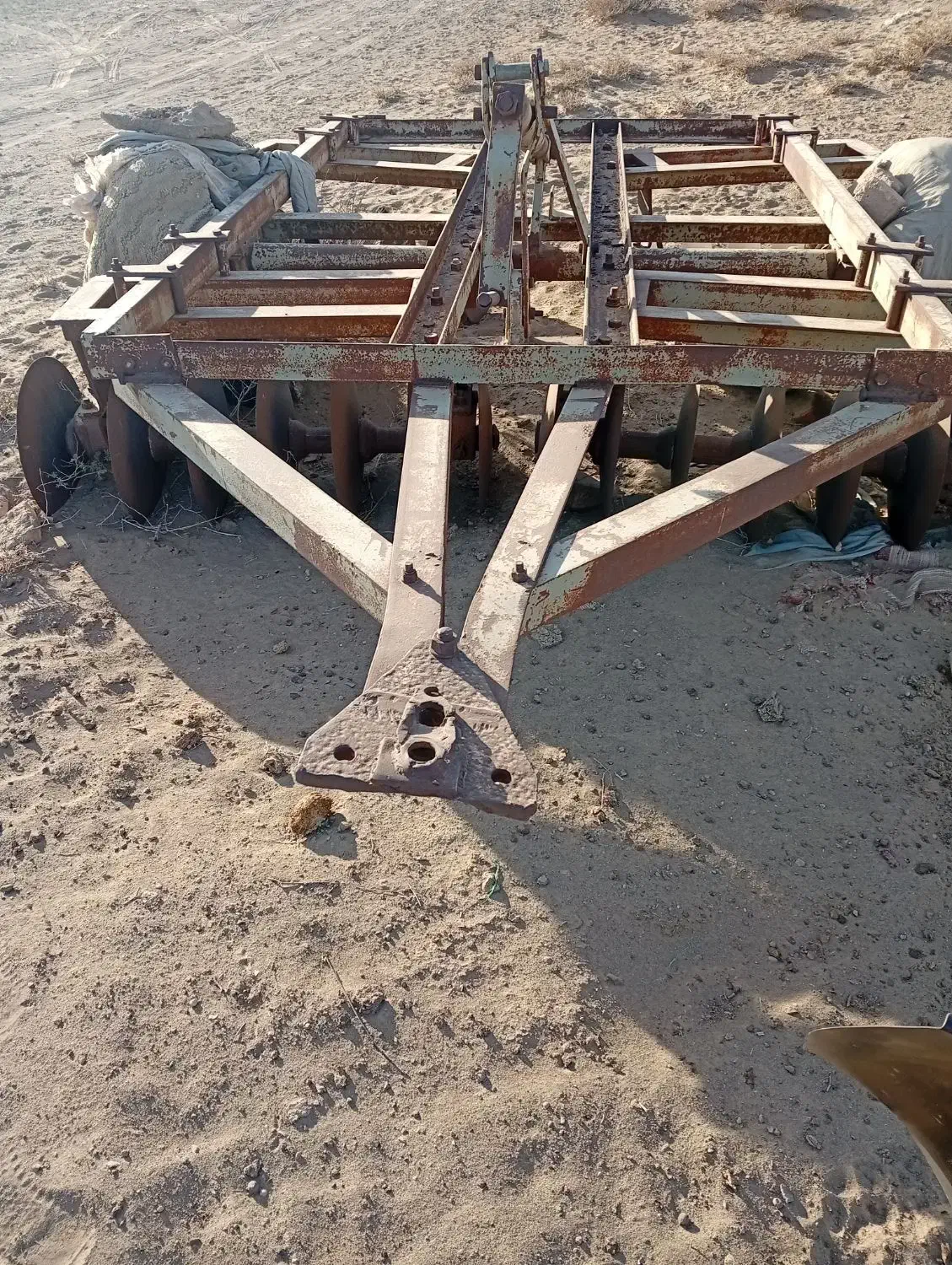 ابزار تراکتور|ماشین‌آلات صنعتی|گناباد, |دیوار