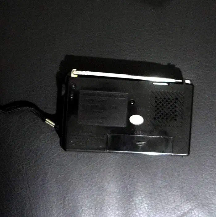 رادیو کوچک آکبند قدیمی|سیستم صوتی خانگی|کرج, مصباح|دیوار