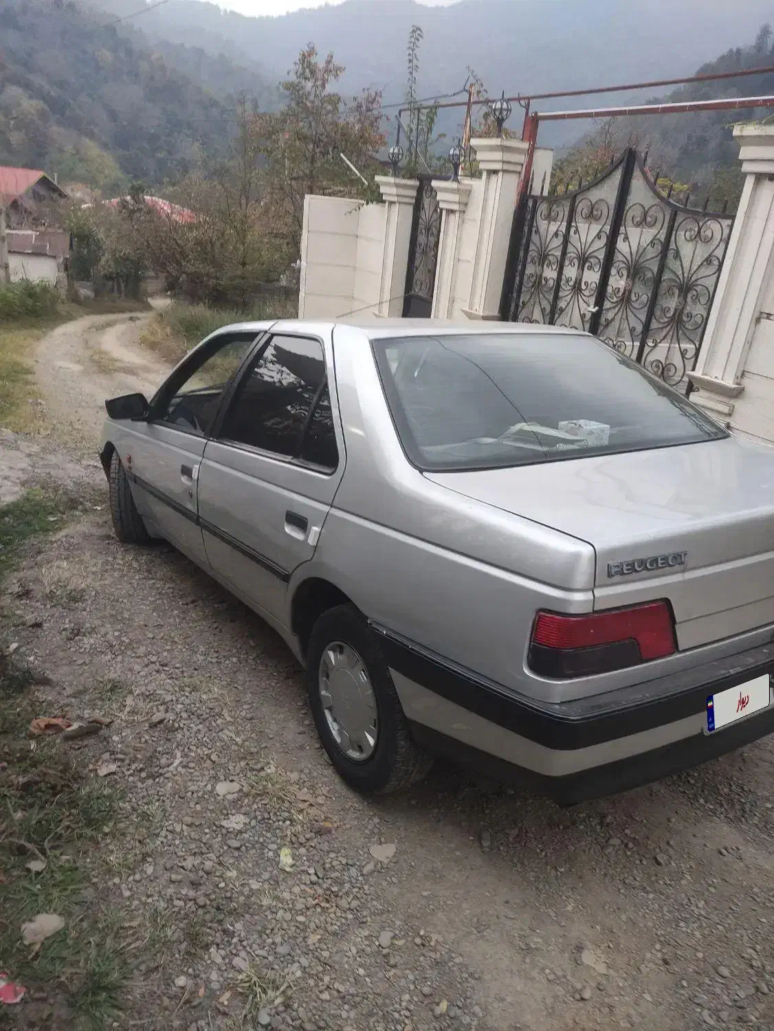 405 مدل 85 چند لکه رنگ|خودرو سواری و وانت|شلمان, |دیوار