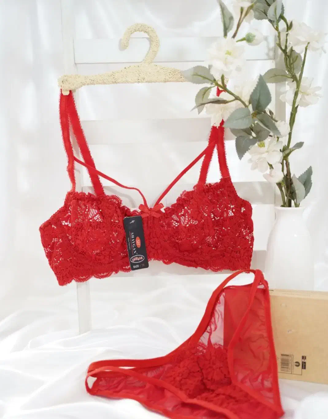 لباس زیر|لباس|باقرشهر, |دیوار