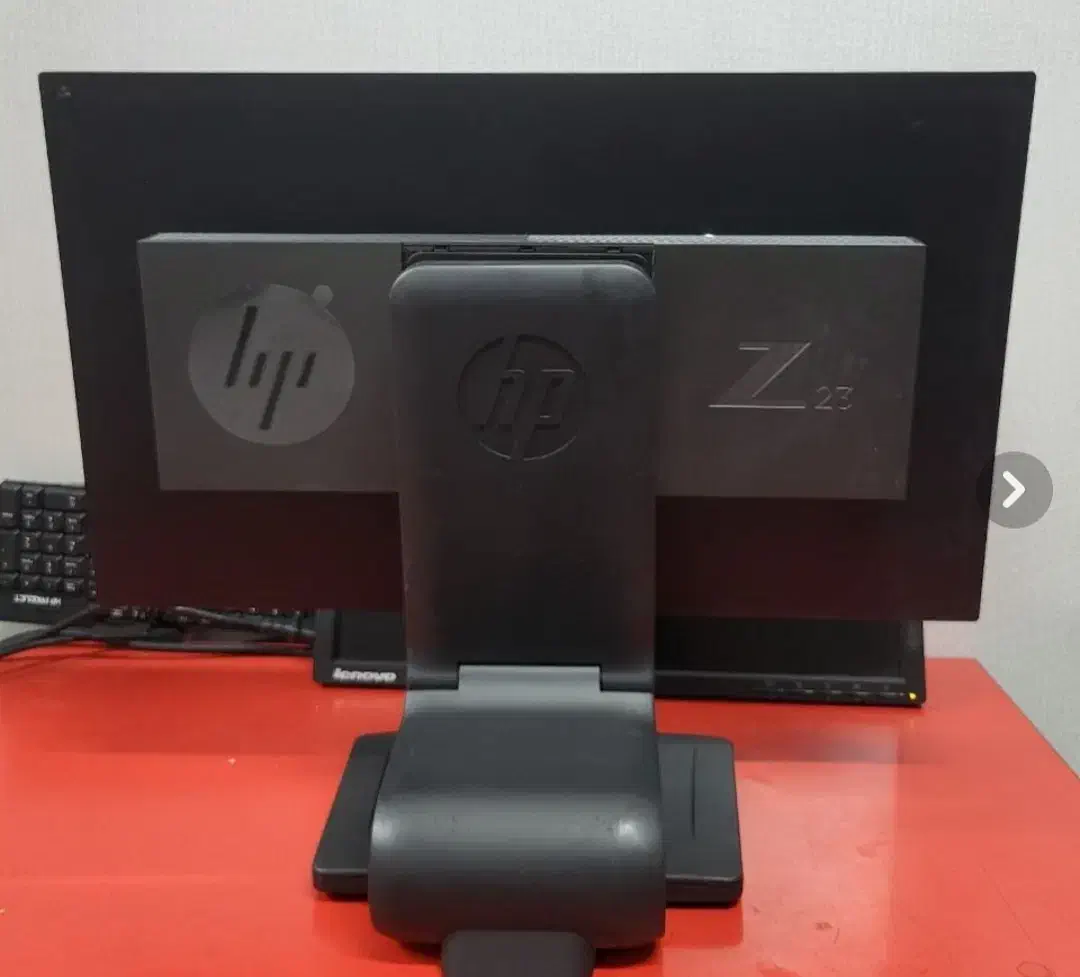 مانیتور 23 اینچ ال ای دی مارک hp در حد نو تضمینی|قطعات و لوازم جانبی رایانه|ایلام, |دیوار