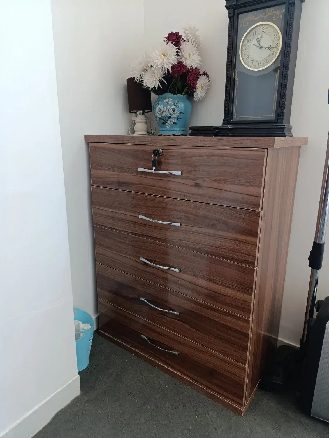 دراور کاملا سالم و در حد نو|جاکفشی، کمد، دراور|گرگان, |دیوار