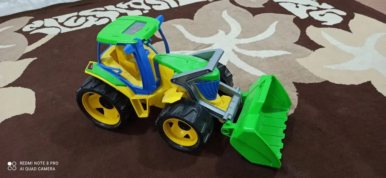 لودر|اسباب‌بازی بچه|پیر بکران, |دیوار