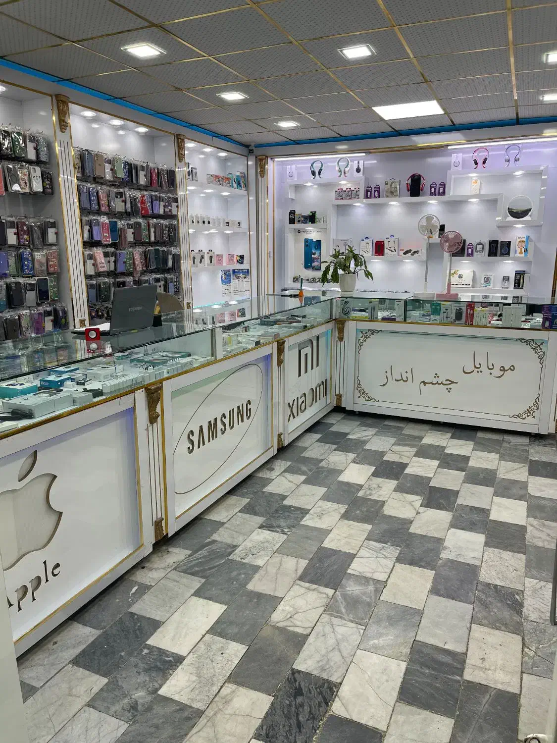 فروش مغازه موبایل فروشی|فروش مغازه و غرفه|ایرانشهر, |دیوار