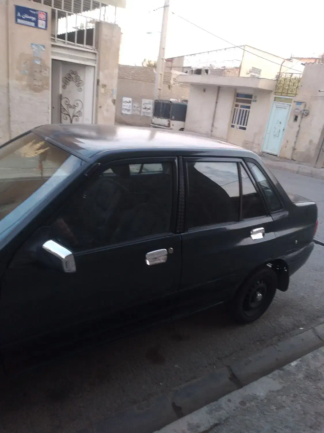 پراید ۸۳ بنزینی|خودرو سواری و وانت|شهریار, شهرک بهاران (ویره)|دیوار