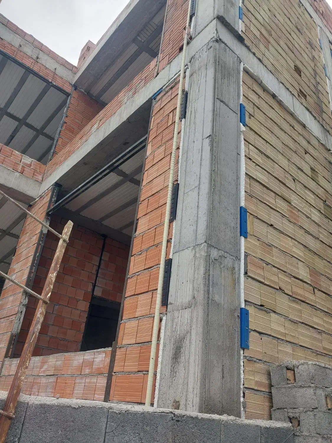 نیازمند کارگر ساختمانی|استخدام معماری، عمران و ساختمانی|چالوس, |دیوار