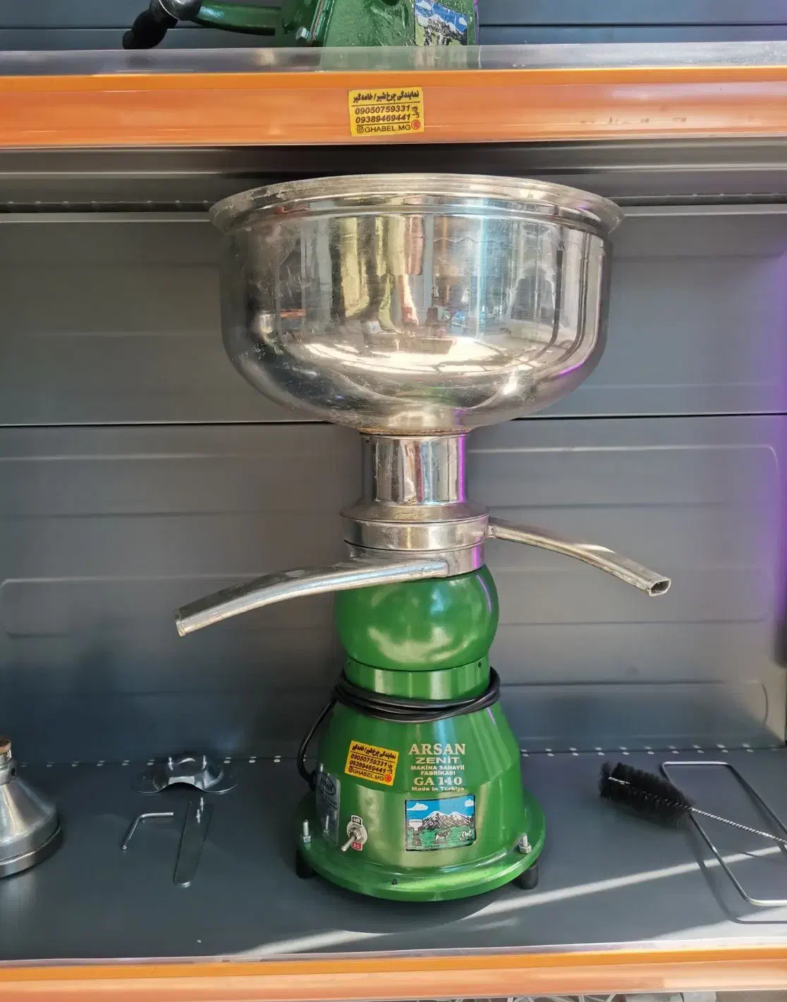 سپراتور برقی آرسان 140 خامه گیر برقی آرسان چرخ شیر|ماشین‌آلات صنعتی|مشهد, شهرک امام هادی (شهرک غرب)|دیوار