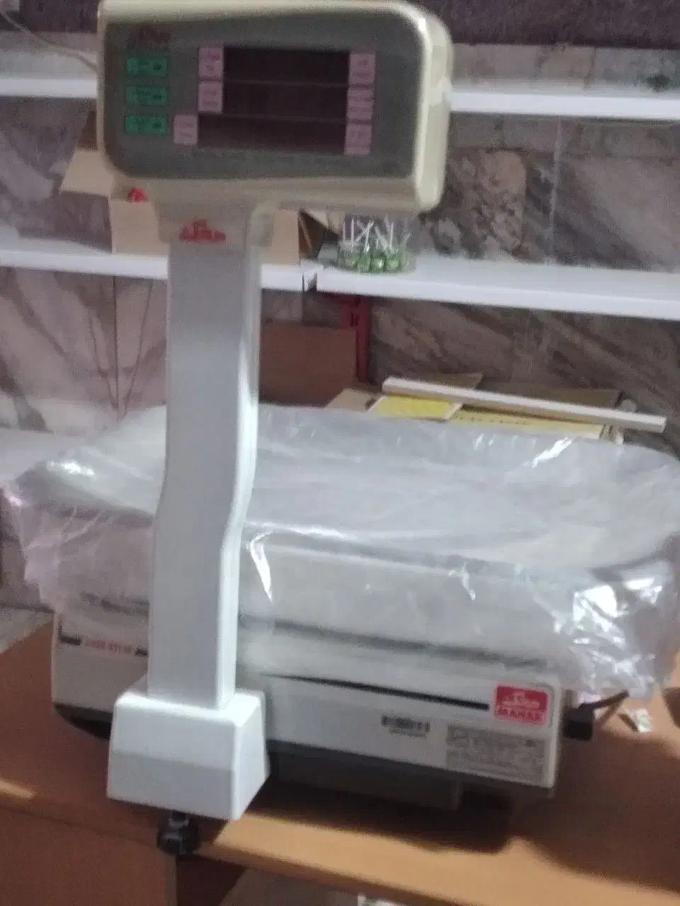 تعدادی وسایل سوپرمارکت|یخچال و فریزر|گلپایگان, |دیوار