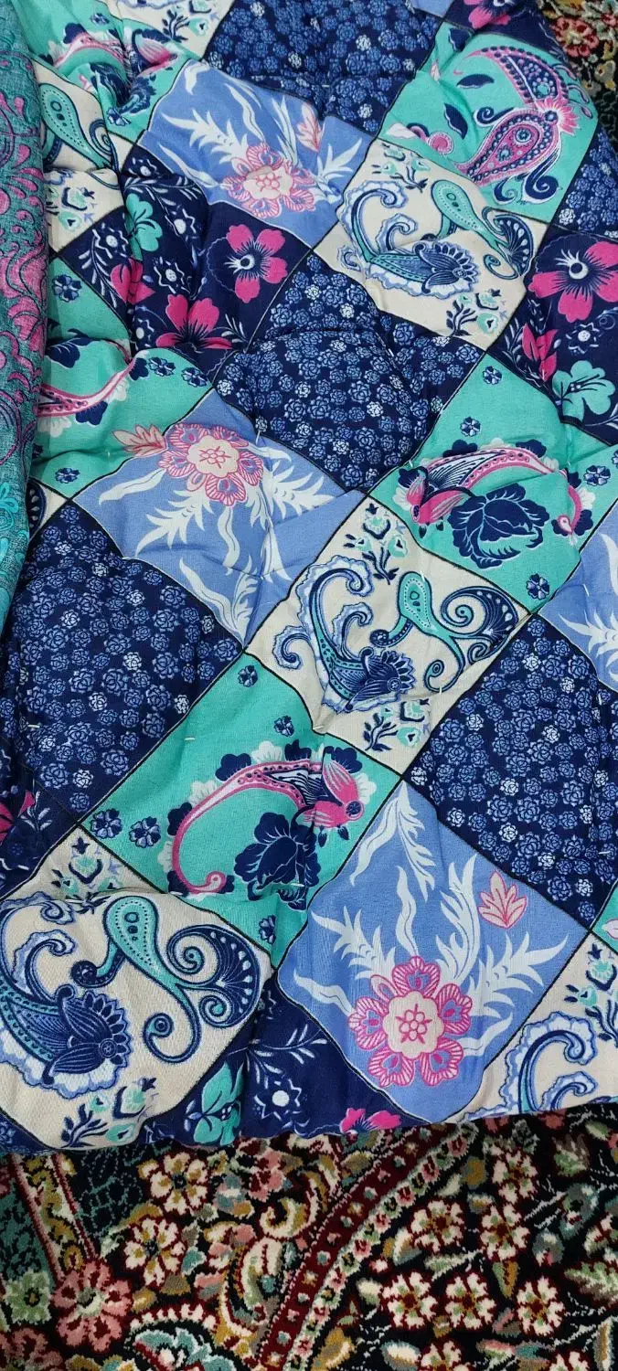 تشک و بالش|رختخواب، بالش، پتو|فومن, |دیوار