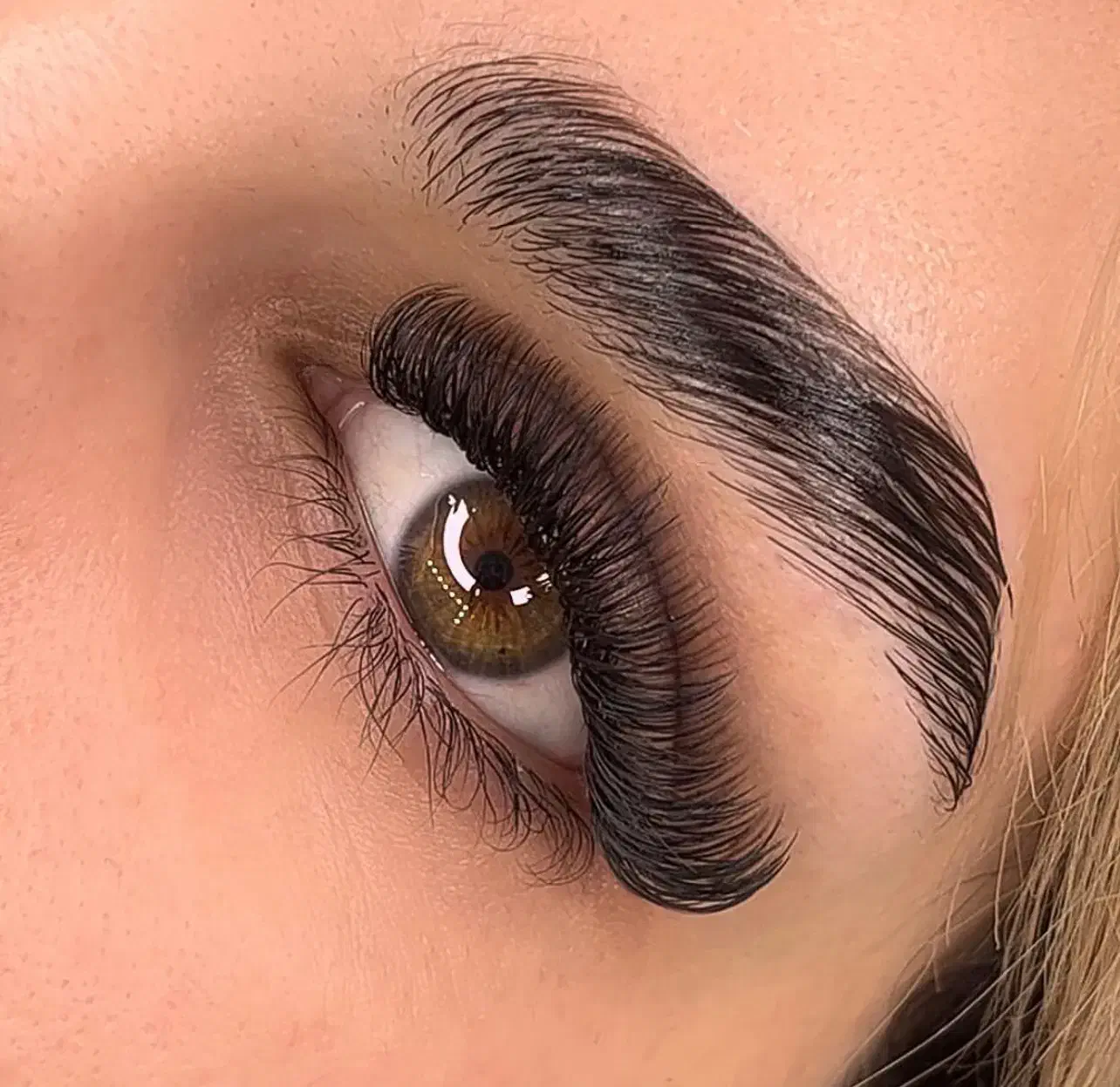 مدل مژه رایگان(والیوم)|خدمات آرایشگری و زیبایی|رفسنجان, |دیوار