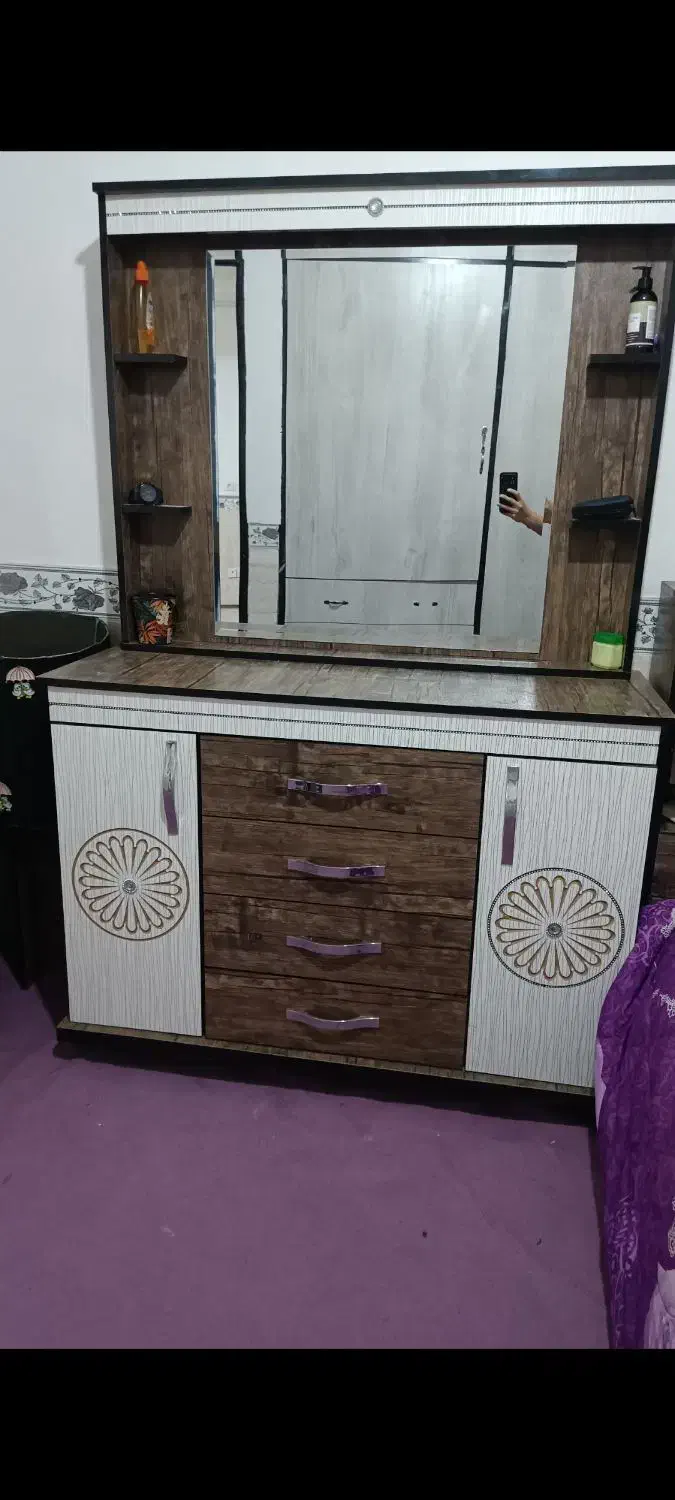 تعدادزیادی وسایل خانه|تخت و سرویس خواب|خرمدره, |دیوار