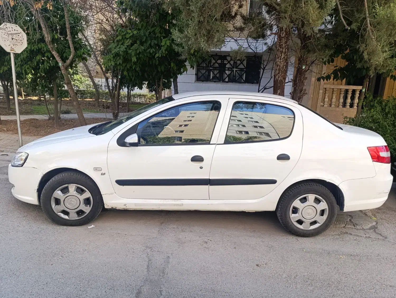 رانا lx مدل ۹۹، کم کار، بدون رنگ و صافکاری|خودرو سواری و وانت|شیراز, قدوسی غربی|دیوار