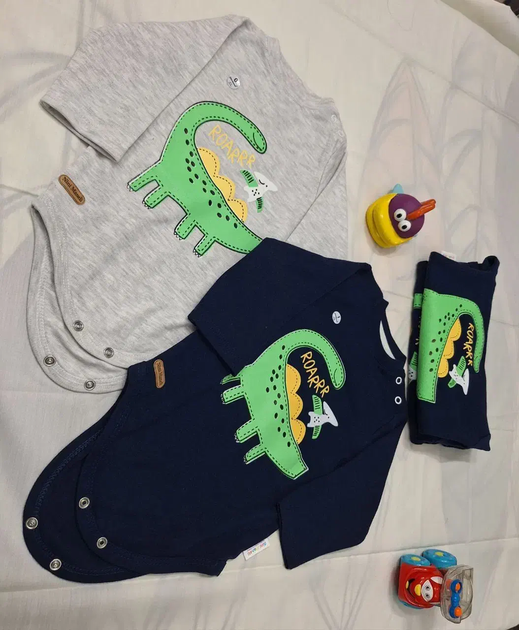 لباس نوزاد فقط ۱۵۰|کفش و لباس بچه|ساری, |دیوار