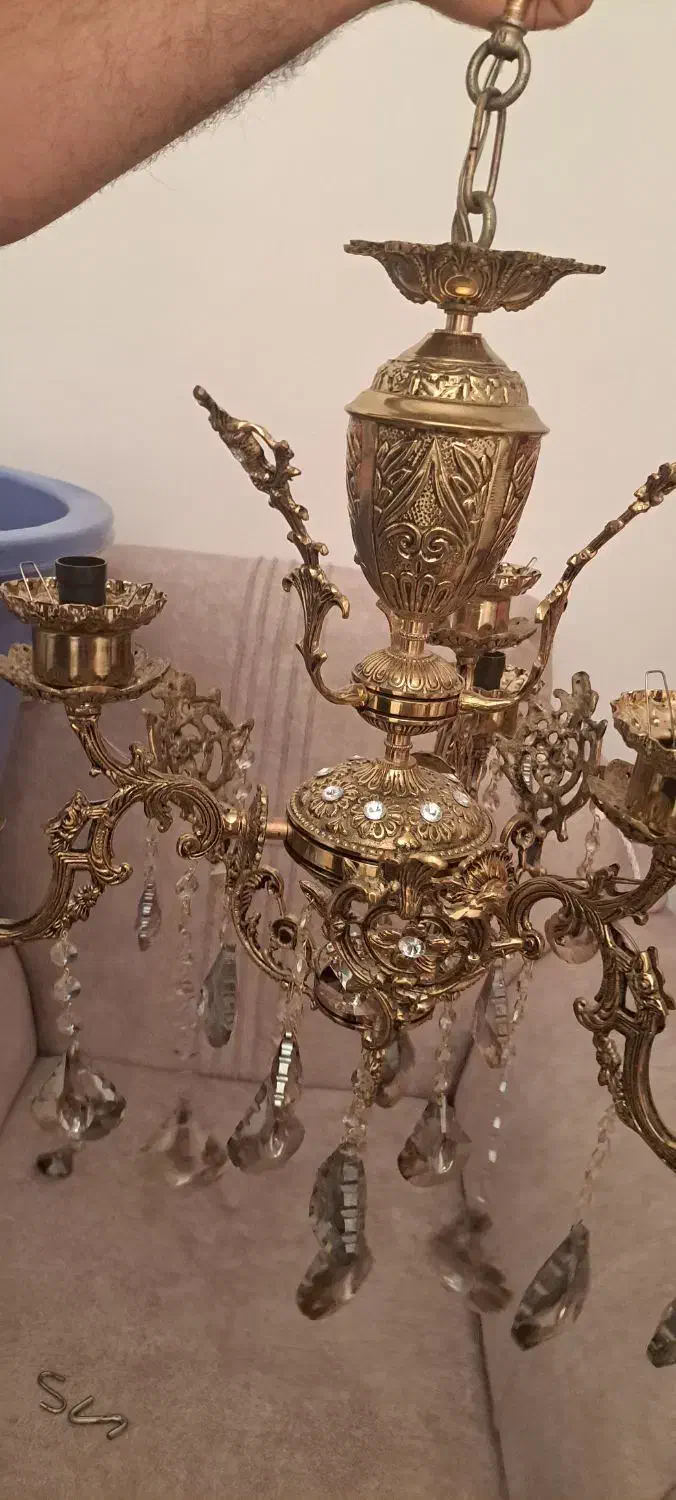 لوستر برنجی|لوستر و چراغ آویز|رشت, دروازه لاکان|دیوار