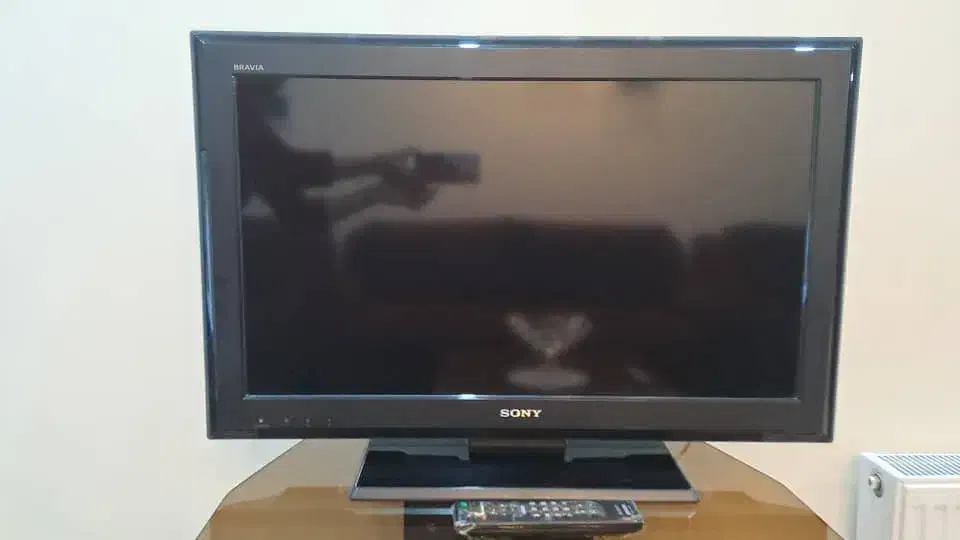 تلویزیون ال سی دی سونی براویا سالم بدون خط و خش|تلویزیون و پروژکتور|کرج, باغستان|دیوار